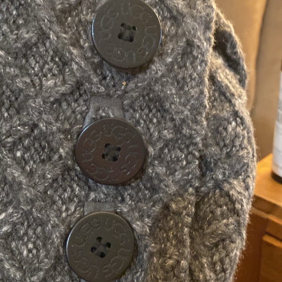 UGG Australian lattice sweater, Cardi boots - Picture 13 of 13
